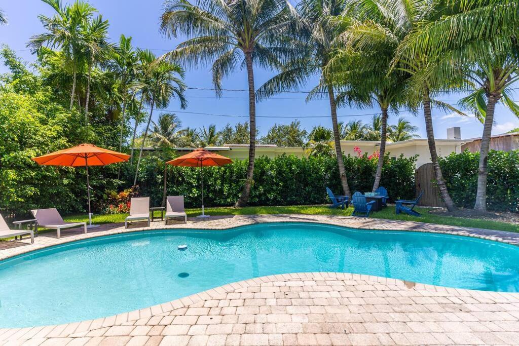 Villa Luxury 3 Bedroom 5 Minutes To Ocean With Heated Pool *